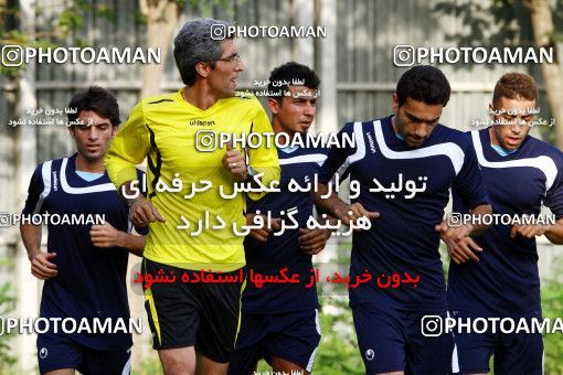 883548, Tehran, Iran, Esteghlal Football Team Training Session on 2011/06/26 at زمین شماره 2 ورزشگاه آزادی