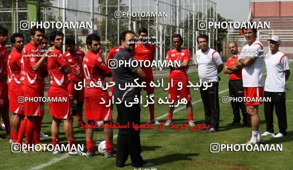 884021, Tehran, , Persepolis Football Team Training Session on 2011/06/26 at Derafshifar Stadium