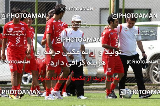 884068, Tehran, , Persepolis Football Team Training Session on 2011/06/26 at Derafshifar Stadium