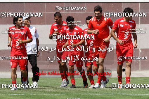 884048, Tehran, , Persepolis Football Team Training Session on 2011/06/26 at Derafshifar Stadium