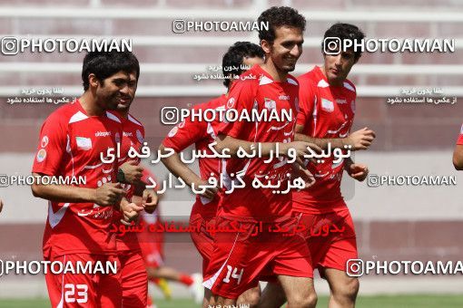 884020, Tehran, , Persepolis Football Team Training Session on 2011/06/26 at Derafshifar Stadium