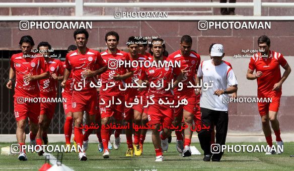 884054, Tehran, , Persepolis Football Team Training Session on 2011/06/26 at Derafshifar Stadium