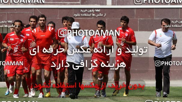 883997, Tehran, , Persepolis Football Team Training Session on 2011/06/26 at Derafshifar Stadium