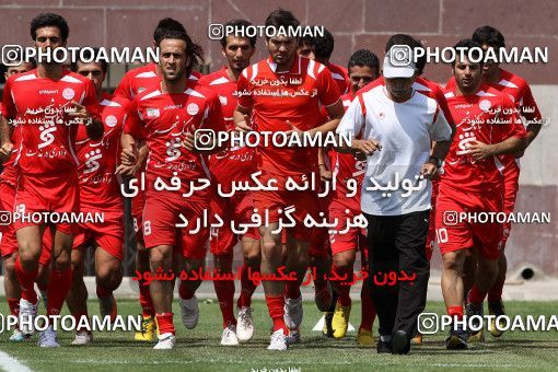 884034, Tehran, , Persepolis Football Team Training Session on 2011/06/26 at Derafshifar Stadium