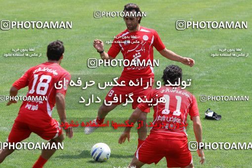 884031, Tehran, , Persepolis Football Team Training Session on 2011/06/26 at Derafshifar Stadium