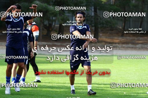 884102, Tehran, , Esteghlal Football Team Training Session on 2011/06/27 at زمین شماره 3 ورزشگاه آزادی