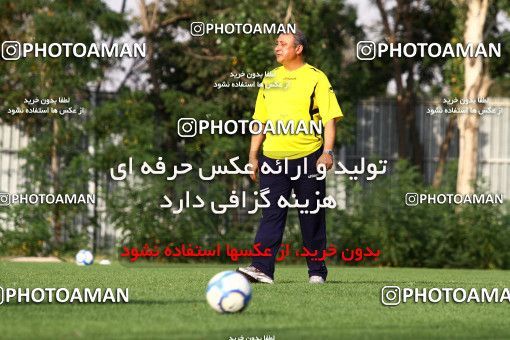 884118, Tehran, , Esteghlal Football Team Training Session on 2011/06/27 at زمین شماره 3 ورزشگاه آزادی