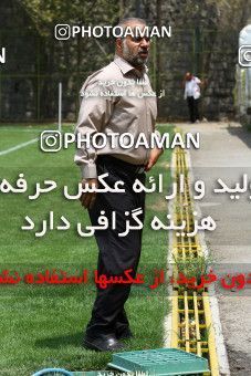 884262, جلسه تمرینی تیم فوتبال پرسپولیس, 1390/04/17, , تهران, ورزشگاه شهید درفشی فر