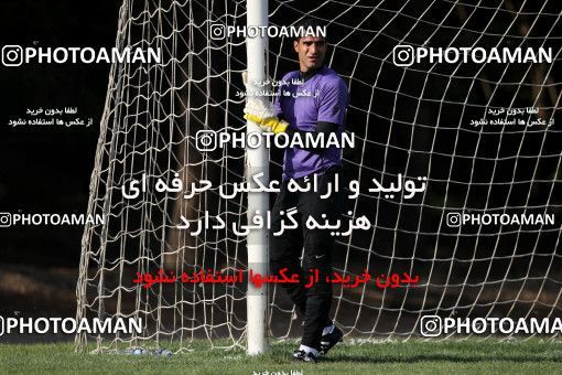 884909, Tehran, , Esteghlal Football Team Training Session on 2011/07/24 at زمین شماره 3 ورزشگاه آزادی