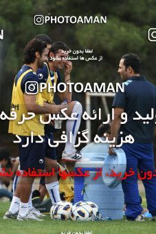 884989, Tehran, , Esteghlal Football Team Training Session on 2011/07/24 at زمین شماره 3 ورزشگاه آزادی