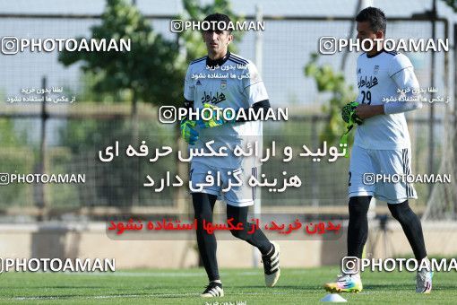 885930, Tehran, , Iran National Football Team Training Session on 2017/10/02 at Research Institute of Petroleum Industry