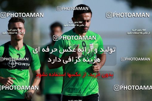 885906, Tehran, , Iran National Football Team Training Session on 2017/10/02 at Research Institute of Petroleum Industry