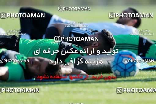 885966, Tehran, , Iran National Football Team Training Session on 2017/10/02 at Research Institute of Petroleum Industry