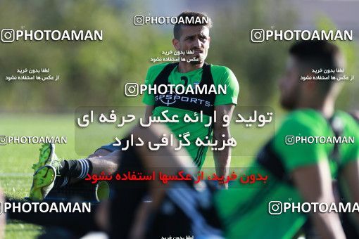 885829, Tehran, , Iran National Football Team Training Session on 2017/10/02 at Research Institute of Petroleum Industry