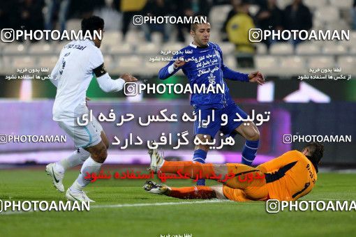 889283, Tehran, [*parameter:4*], لیگ برتر فوتبال ایران، Persian Gulf Cup، Week 7، First Leg، Esteghlal 2 v 0 Paykan on 2012/11/22 at Azadi Stadium