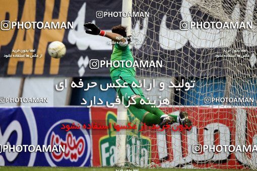 889972, Tehran, [*parameter:4*], لیگ برتر فوتبال ایران، Persian Gulf Cup، Week 18، Second Leg، Rah Ahan 0 v 1 Naft Tehran on 2012/12/25 at Ekbatan Stadium