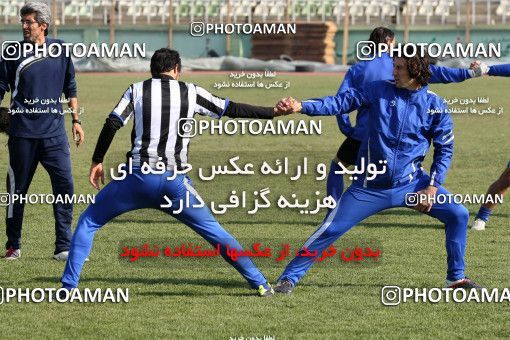 893144, Tehran, , Esteghlal Football Team Training Session on 2011/12/12 at Shahid Dastgerdi Stadium