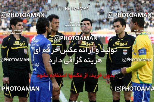 893245, لیگ برتر فوتبال ایران، Persian Gulf Cup، Week 16، First Leg، 2011/12/14، Tehran، Azadi Stadium، Esteghlal 1 - 2 Sanat Naft Abadan