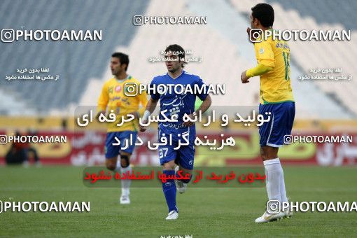 893213, Tehran, [*parameter:4*], لیگ برتر فوتبال ایران، Persian Gulf Cup، Week 16، First Leg، Esteghlal 1 v 2 Sanat Naft Abadan on 2011/12/14 at Azadi Stadium