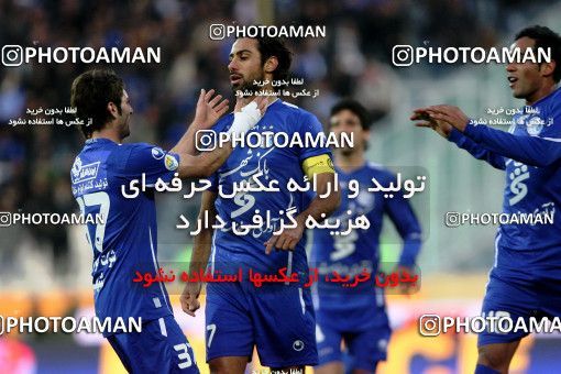 893235, لیگ برتر فوتبال ایران، Persian Gulf Cup، Week 16، First Leg، 2011/12/14، Tehran، Azadi Stadium، Esteghlal 1 - 2 Sanat Naft Abadan