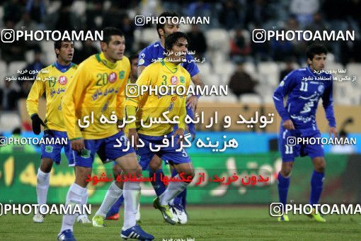 893194, Tehran, [*parameter:4*], لیگ برتر فوتبال ایران، Persian Gulf Cup، Week 16، First Leg، Esteghlal 1 v 2 Sanat Naft Abadan on 2011/12/14 at Azadi Stadium