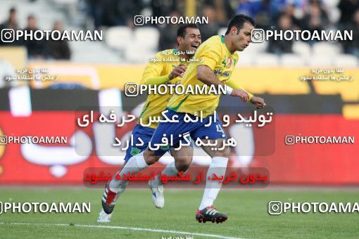 964871, لیگ برتر فوتبال ایران، Persian Gulf Cup، Week 16، First Leg، 2011/12/14، Tehran، Azadi Stadium، Esteghlal 1 - 2 Sanat Naft Abadan
