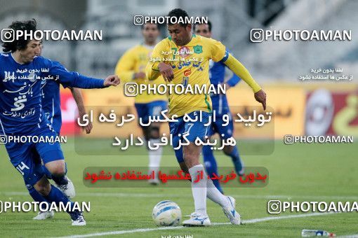 964943, Tehran, [*parameter:4*], لیگ برتر فوتبال ایران، Persian Gulf Cup، Week 16، First Leg، Esteghlal 1 v 2 Sanat Naft Abadan on 2011/12/14 at Azadi Stadium