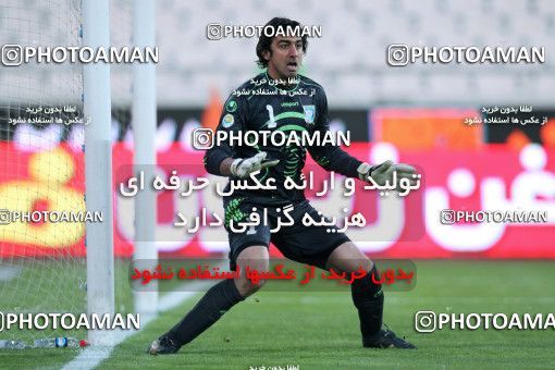 964880, Tehran, [*parameter:4*], لیگ برتر فوتبال ایران، Persian Gulf Cup، Week 16، First Leg، Esteghlal 1 v 2 Sanat Naft Abadan on 2011/12/14 at Azadi Stadium
