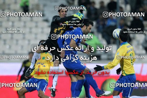 964723, Tehran, [*parameter:4*], لیگ برتر فوتبال ایران، Persian Gulf Cup، Week 16، First Leg، Esteghlal 1 v 2 Sanat Naft Abadan on 2011/12/14 at Azadi Stadium