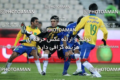 964783, Tehran, [*parameter:4*], لیگ برتر فوتبال ایران، Persian Gulf Cup، Week 16، First Leg، Esteghlal 1 v 2 Sanat Naft Abadan on 2011/12/14 at Azadi Stadium