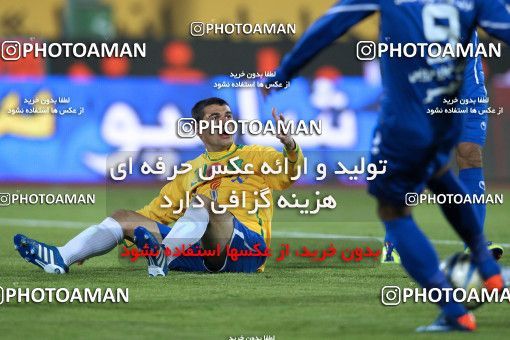 964741, Tehran, [*parameter:4*], لیگ برتر فوتبال ایران، Persian Gulf Cup، Week 16، First Leg، Esteghlal 1 v 2 Sanat Naft Abadan on 2011/12/14 at Azadi Stadium