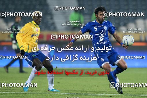 964904, Tehran, [*parameter:4*], لیگ برتر فوتبال ایران، Persian Gulf Cup، Week 16، First Leg، Esteghlal 1 v 2 Sanat Naft Abadan on 2011/12/14 at Azadi Stadium