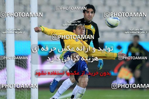 964726, Tehran, [*parameter:4*], لیگ برتر فوتبال ایران، Persian Gulf Cup، Week 16، First Leg، Esteghlal 1 v 2 Sanat Naft Abadan on 2011/12/14 at Azadi Stadium