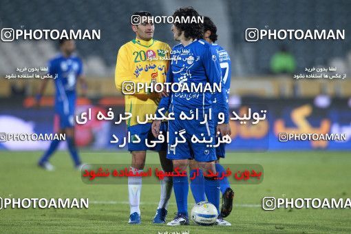 964921, Tehran, [*parameter:4*], لیگ برتر فوتبال ایران، Persian Gulf Cup، Week 16، First Leg، Esteghlal 1 v 2 Sanat Naft Abadan on 2011/12/14 at Azadi Stadium