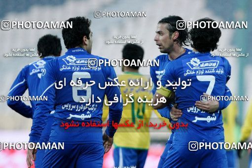 965076, لیگ برتر فوتبال ایران، Persian Gulf Cup، Week 16، First Leg، 2011/12/14، Tehran، Azadi Stadium، Esteghlal 1 - 2 Sanat Naft Abadan