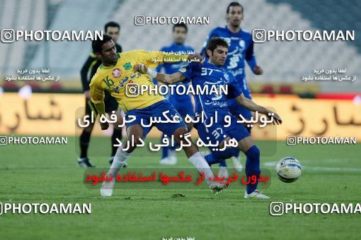 965034, Tehran, [*parameter:4*], لیگ برتر فوتبال ایران، Persian Gulf Cup، Week 16، First Leg، Esteghlal 1 v 2 Sanat Naft Abadan on 2011/12/14 at Azadi Stadium