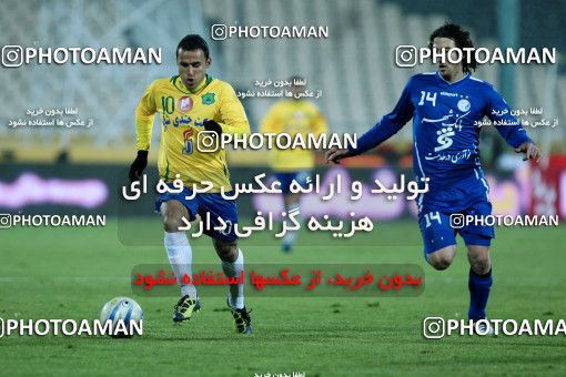 964960, Tehran, [*parameter:4*], لیگ برتر فوتبال ایران، Persian Gulf Cup، Week 16، First Leg، Esteghlal 1 v 2 Sanat Naft Abadan on 2011/12/14 at Azadi Stadium