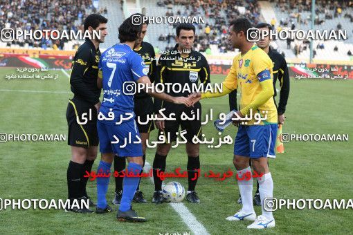 965052, لیگ برتر فوتبال ایران، Persian Gulf Cup، Week 16، First Leg، 2011/12/14، Tehran، Azadi Stadium، Esteghlal 1 - 2 Sanat Naft Abadan
