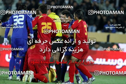 1052283, لیگ برتر فوتبال ایران، Persian Gulf Cup، Week 21، Second Leg، 2012/01/25، Tehran، Azadi Stadium، Esteghlal 2 - ۱ Foulad Khouzestan