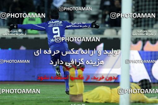1052385, Tehran, [*parameter:4*], لیگ برتر فوتبال ایران، Persian Gulf Cup، Week 21، Second Leg، Esteghlal 2 v 1 Foulad Khouzestan on 2012/01/25 at Azadi Stadium