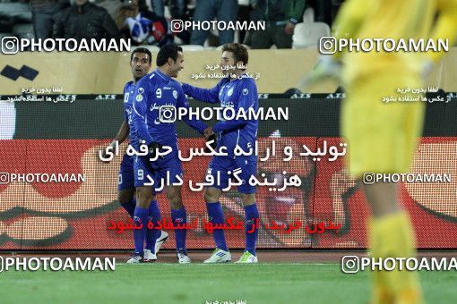 1052330, Tehran, [*parameter:4*], لیگ برتر فوتبال ایران، Persian Gulf Cup، Week 21، Second Leg، Esteghlal 2 v 1 Foulad Khouzestan on 2012/01/25 at Azadi Stadium