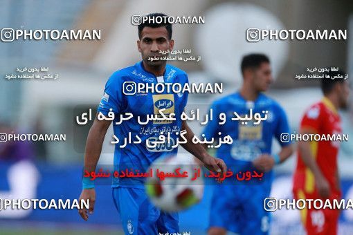 899829, Tehran, [*parameter:4*], لیگ برتر فوتبال ایران، Persian Gulf Cup، Week 9، First Leg، Esteghlal 0 v 0 Foulad Khouzestan on 2017/10/13 at Azadi Stadium