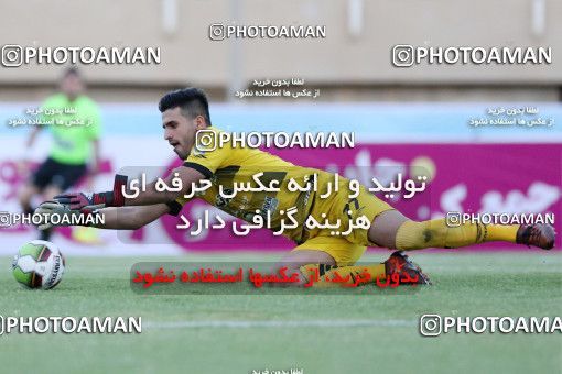900241, Ahvaz, [*parameter:4*], لیگ برتر فوتبال ایران، Persian Gulf Cup، Week 9، First Leg، Esteghlal Khouzestan 1 v 3 Persepolis on 2017/10/12 at Ahvaz Ghadir Stadium