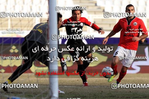 901462, Tabriz, [*parameter:4*], لیگ برتر فوتبال ایران، Persian Gulf Cup، Week 20، Second Leg، Shahrdari Tabriz 2 v 2 Persepolis on 2012/01/16 at Yadegar-e Emam Stadium
