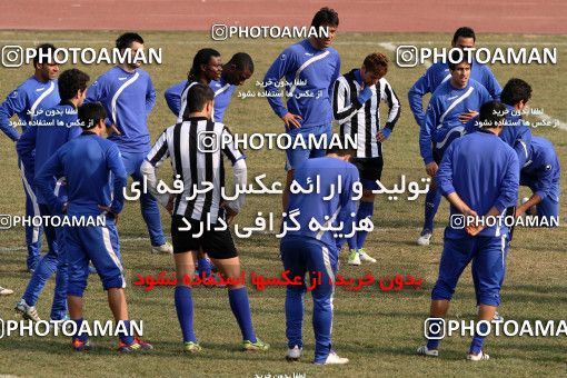 901541, Tehran, , Esteghlal Football Team Training Session on 2012/01/18 at Shahid Dastgerdi Stadium
