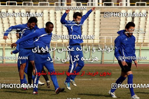 901566, Tehran, , Esteghlal Football Team Training Session on 2012/01/18 at Shahid Dastgerdi Stadium