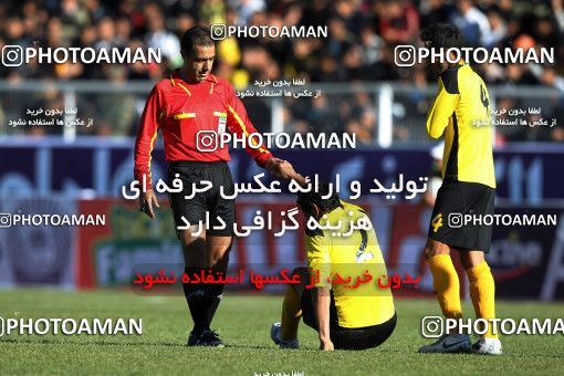 901651, لیگ برتر فوتبال ایران، Persian Gulf Cup، Week 20، Second Leg، 2012/01/19، Shiraz، Hafezieh Stadium، Fajr-e Sepasi Shiraz 2 - ۱ Esteghlal