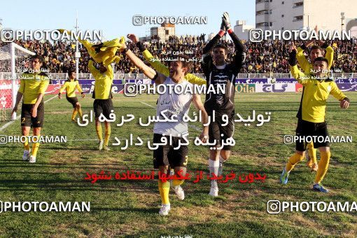 901749, Shiraz, [*parameter:4*], لیگ برتر فوتبال ایران، Persian Gulf Cup، Week 20، Second Leg، Fajr-e Sepasi Shiraz 2 v 1 Esteghlal on 2012/01/19 at Hafezieh Stadium