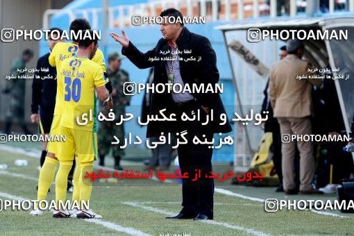 902419, Tehran, [*parameter:4*], لیگ برتر فوتبال ایران، Persian Gulf Cup، Week 20، Second Leg، Rah Ahan 2 v 1 Naft Tehran on 2012/01/20 at Ekbatan Stadium