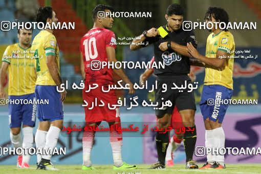 906712, Tehran, Iran, لیگ برتر فوتبال ایران، Persian Gulf Cup، Week 9، First Leg، Sanat Naft Abadan 1 v 0 Naft Tehran on 2017/10/13 at Takhti Stadium Abadan